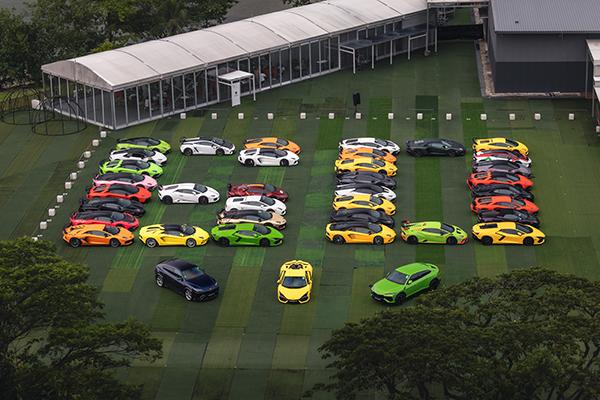 Lamborghini Club Singapore unites to celebrate SG60