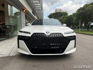 BMW i7 xDrive60 M-Sport Pro thumbnail