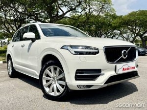 Volvo XC90 T5 Momentum thumbnail