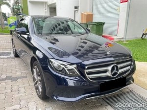 Mercedes-Benz E-Class E250 Avantgarde thumbnail
