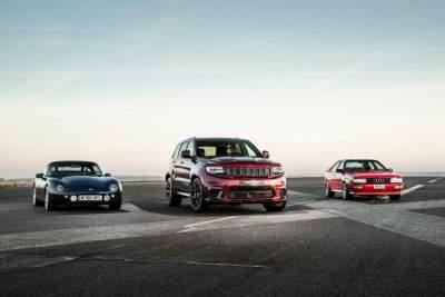 Jeep Grand Cherokee Trackhawk takes on iconic cars in drag race