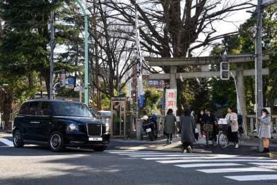 LEVC's electric taxi to go on sale in Japan