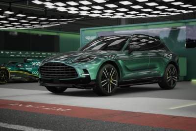 Aston Martin configurator now lets you spec your car within a Formula One garage