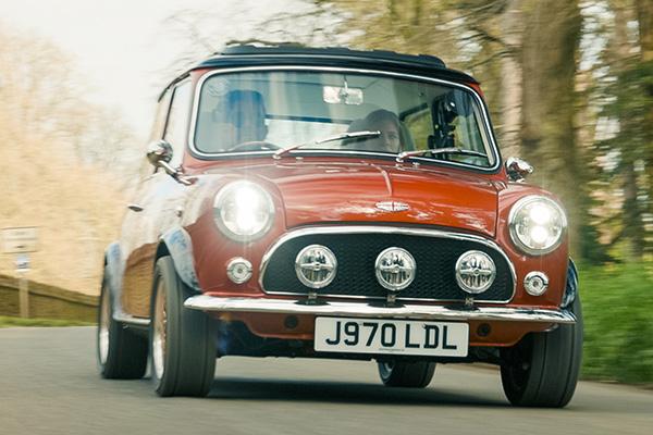 Simon Cowell takes delivery of the first Mini eMastered