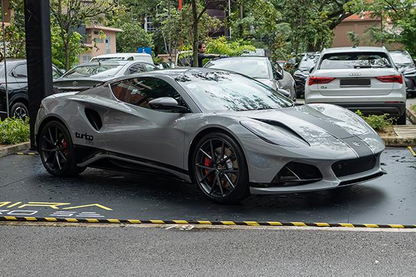 Lotus Emira Turbo SE launched in Singapore