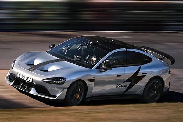 Xiaomi SU7 Ultra breaks record at Nurburgring Nordschleife