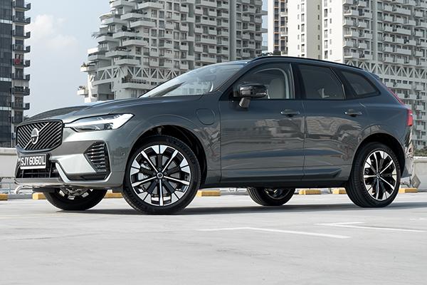 Volvo XC60 T8 Plug-in Hybrid Facelift Review