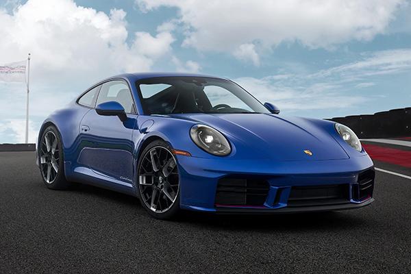 PCA celebrates anniversary with 70 Porsche 911 Club Coupes