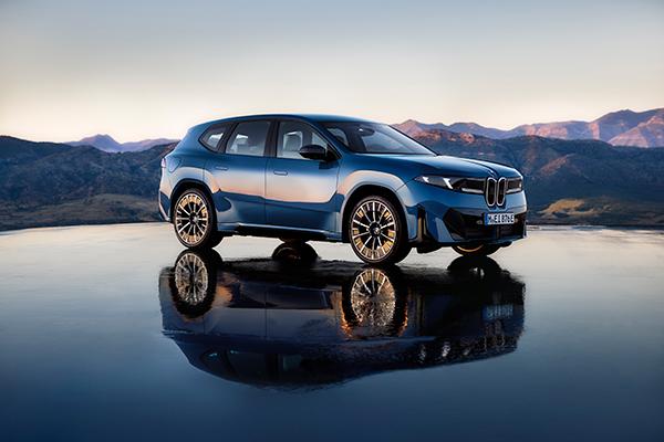 Looking, but not turning back: BMW embraces new era with iX3