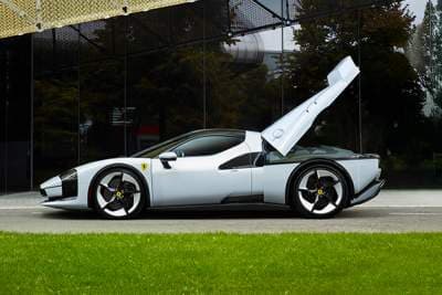 New Ferrari one-off makes its debut