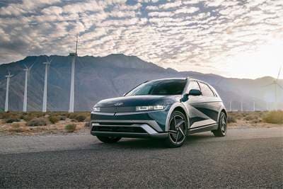 Hyundai donates 18 Ioniq 5s for advanced technician training