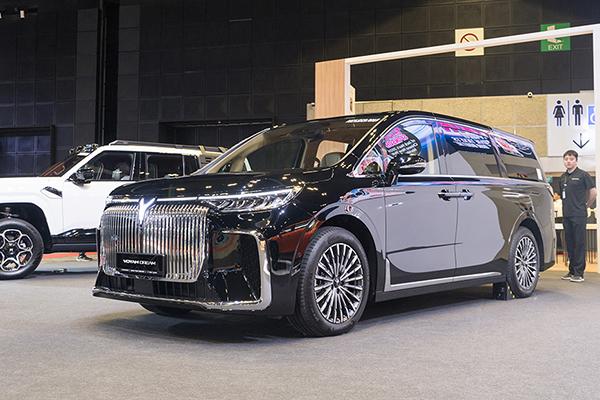 Dongfeng showcases the MHERO II and VOYAH Dream