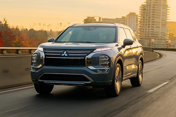 Mitsubishi launches updated Outlander PHEV in Canada
