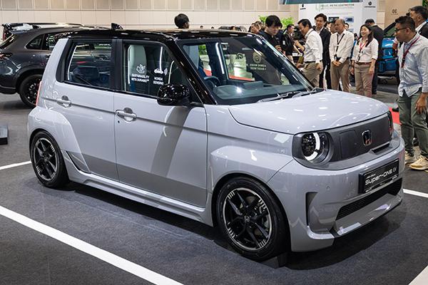 Honda Super-ONE EV and ZR-V e:HEV launched in Singapore