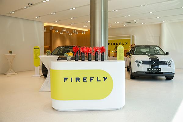 NIO Singapore delivers first batch of firefly models