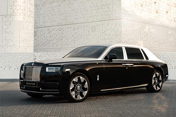 Rolls-Royce presents world's first laser-engraved bonnet