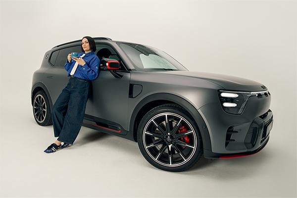 Smart launches new brand campaign with pop star Jessie J