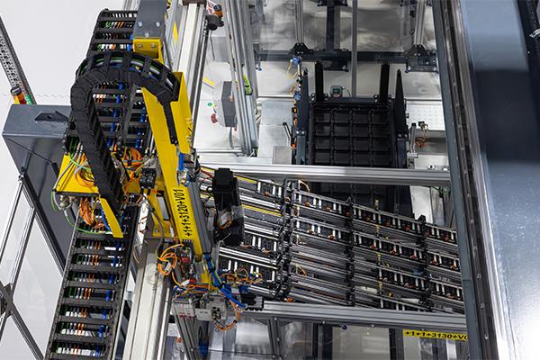 Batteries for new Porsche Cayenne to be produced in-house