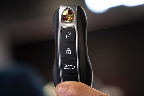 Porsche SG introduces "sounds of SG" for its current lineup