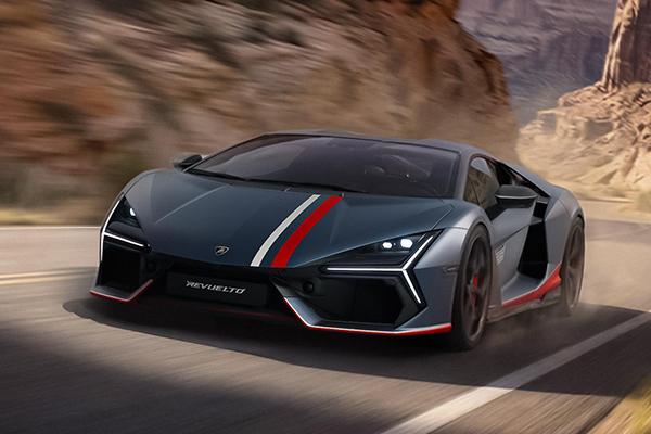 Lamborghini reveals special edition Revuelto