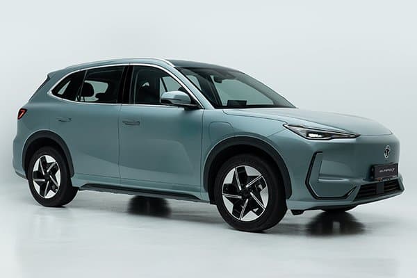 Enjoy 10 years/200,000km battery warranty plus 6 years vehicle warranty on your new Proton e.Mas 7 today.